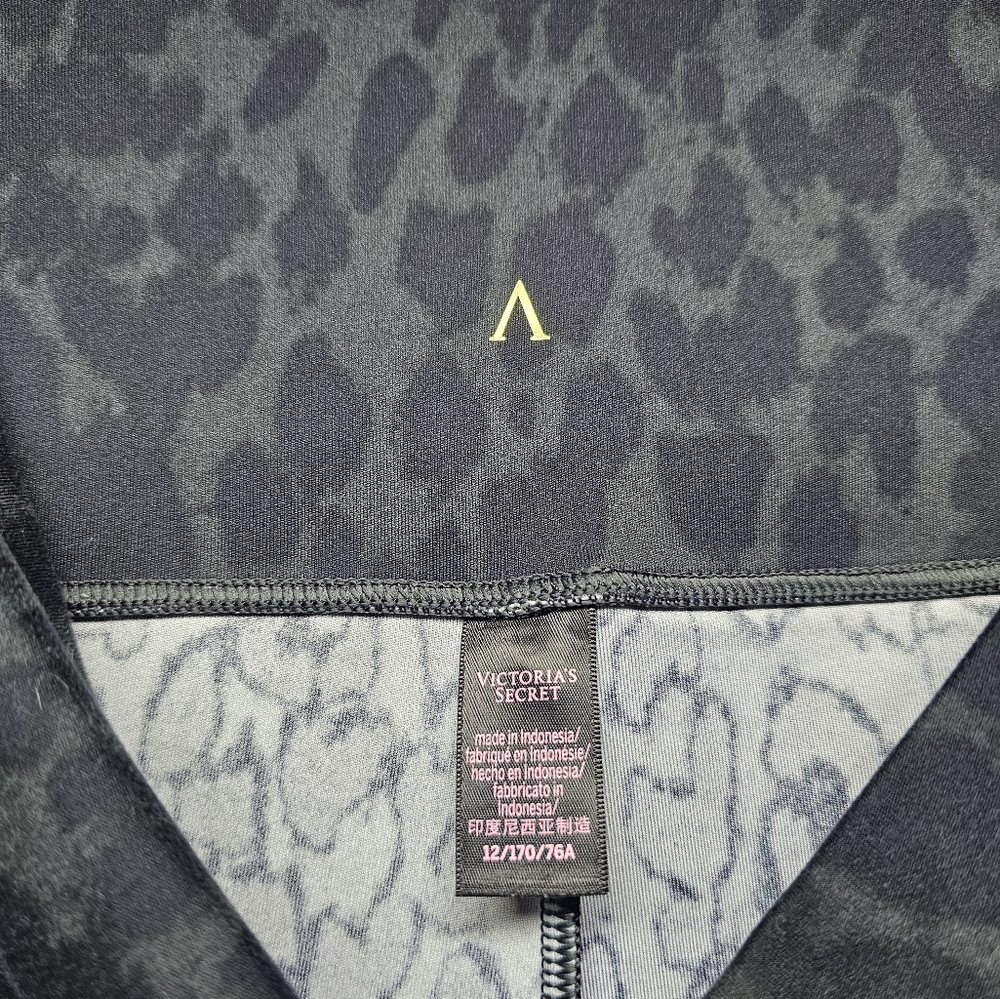 Victoria's Secret Leopard Print Leggins Size 12 - Picture 4 of 5